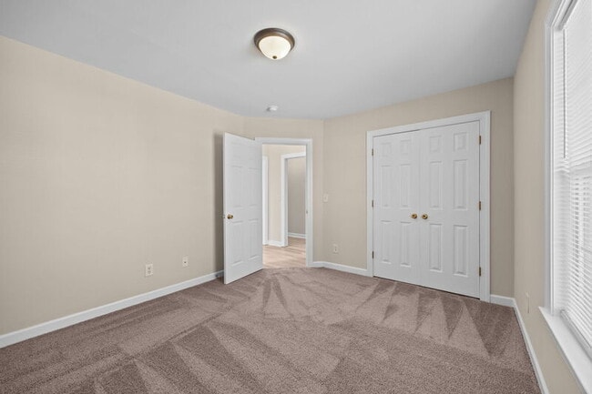 Building Photo - 5110 Deveron St