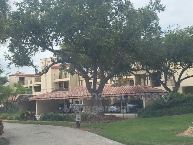 Building Photo - 6430 Sun Eagle Ln