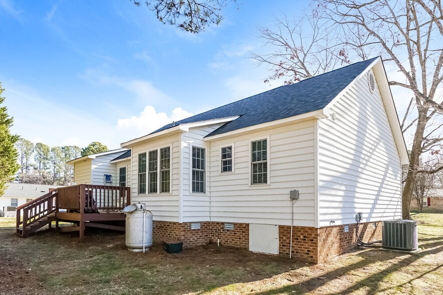 Building Photo - 602 Coventry Dr