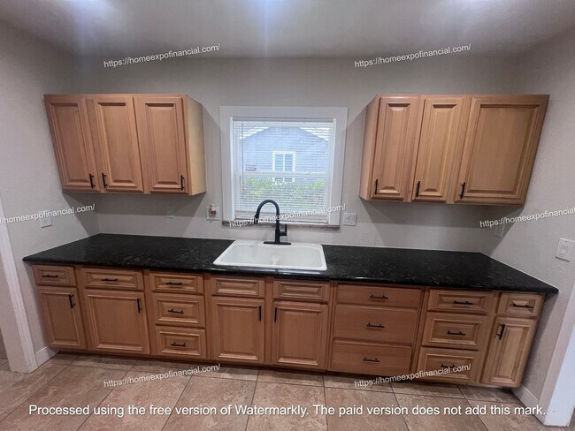 Building Photo - Nice Home For Rent