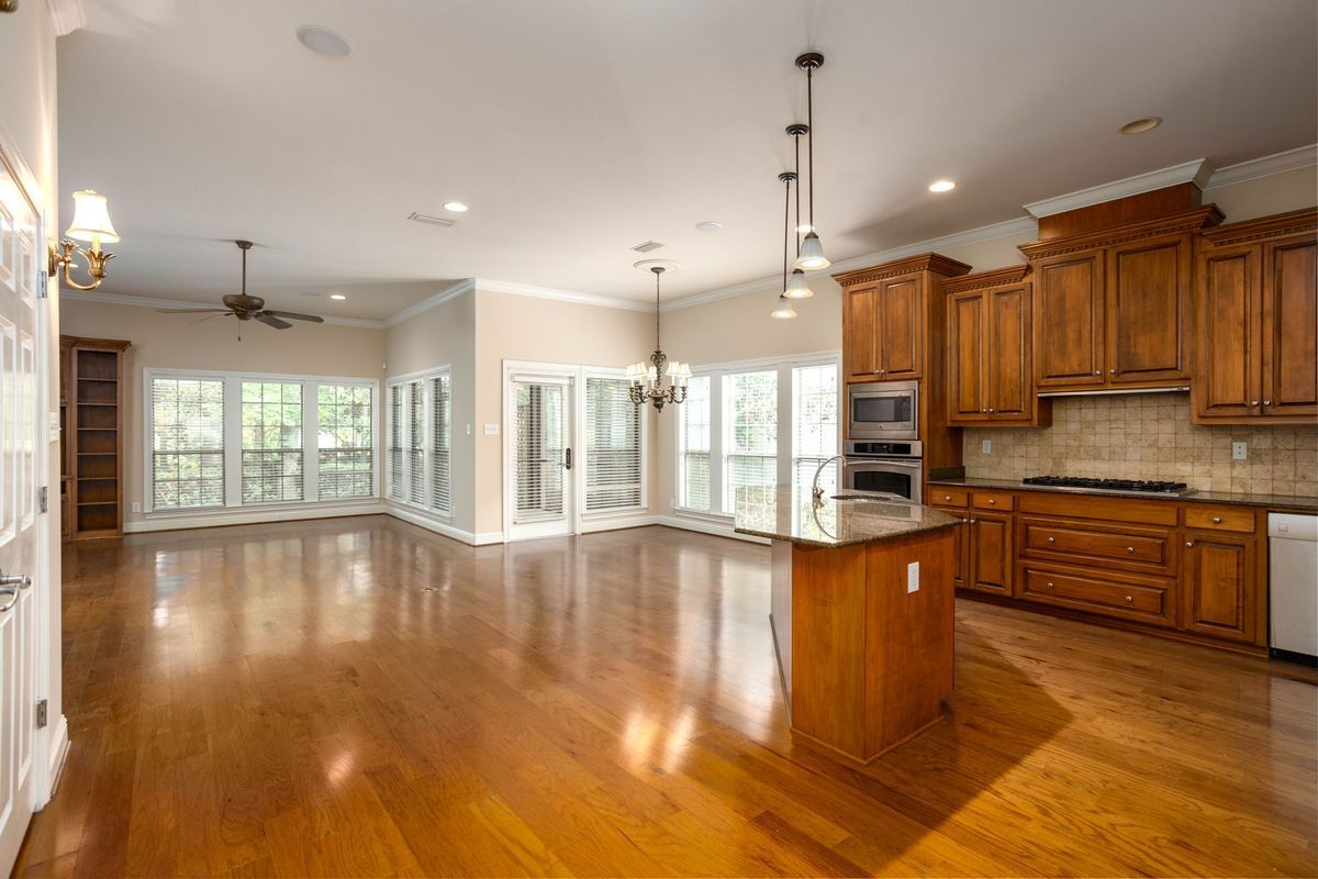 Building Photo - 116 Chestnut Ridge
