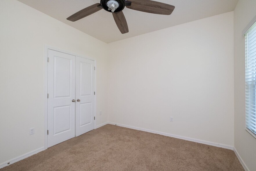 Building Photo - 8024 SW 60th Rd