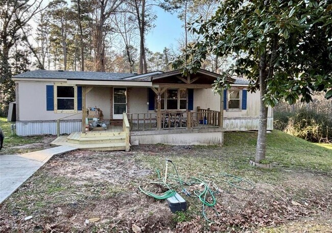 Building Photo - 111 Lakeside Woods Dr