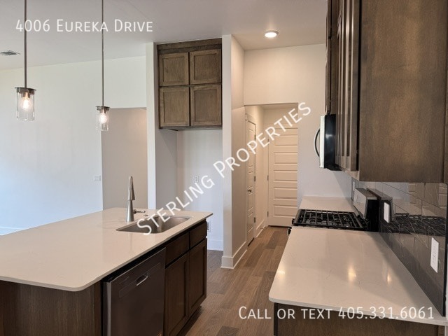 Building Photo - 4006 Eureka Dr
