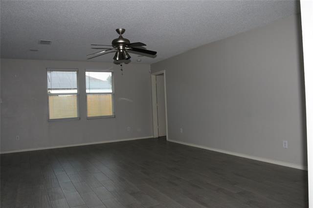 Building Photo - 2048 Crosbyton Ln