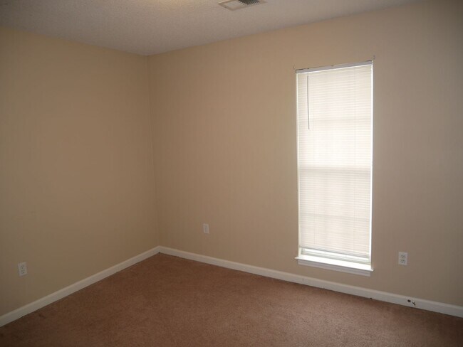 Building Photo - 7747 Mary Payton Dr