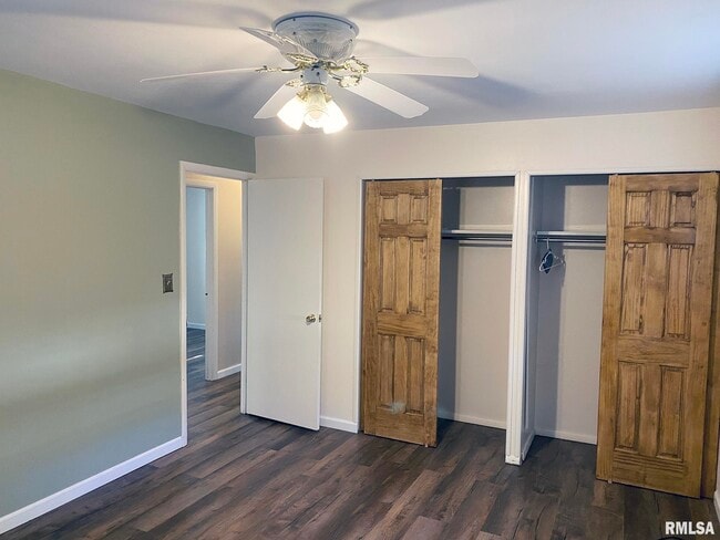 Building Photo - 1829 W Daytona Dr