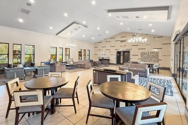 Building Photo - 9306 Mira Valle Ln