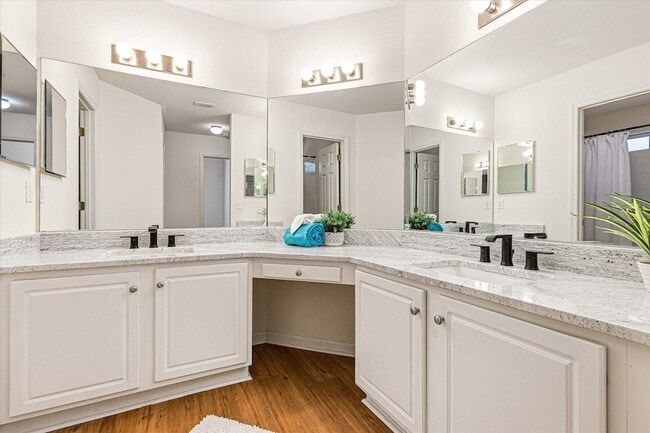 Building Photo - 335 Dreadnaught Ct