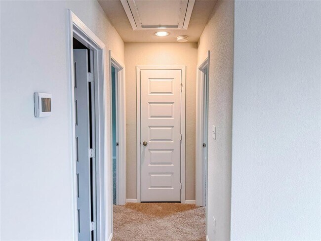 Building Photo - 2707 Towy Rd