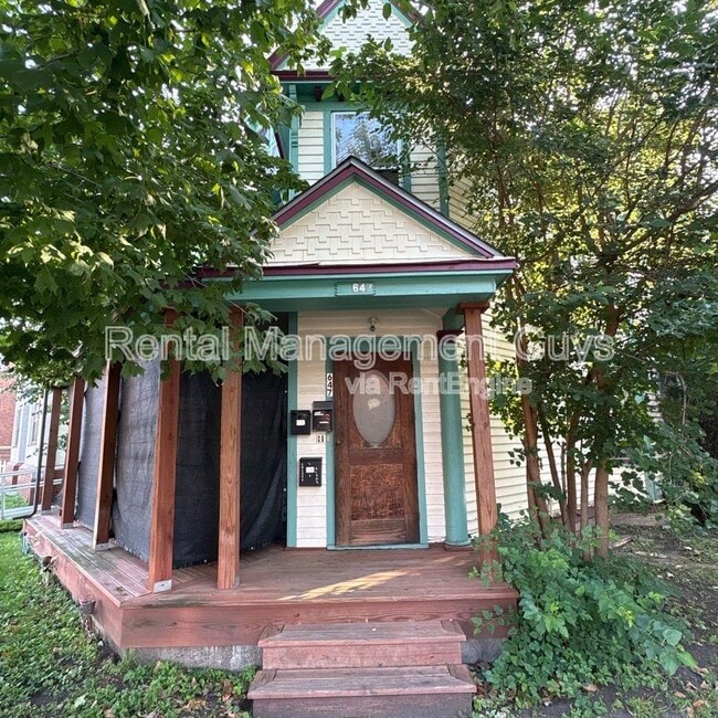 Building Photo - 2647 Girard Ave S