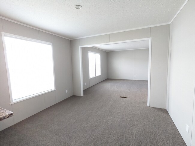 Building Photo - 113 Bluejay Hill