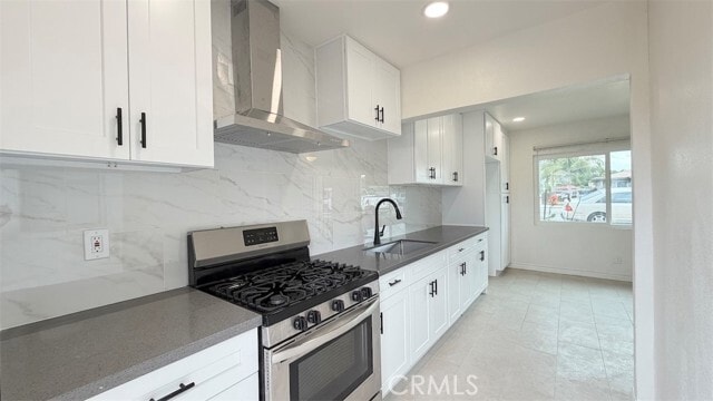 Building Photo - 3820 W Valencia Dr