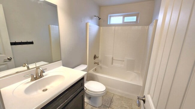 Building Photo - COURTYARD @CIELO VERDE