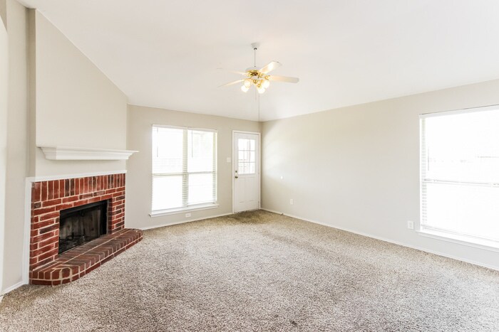 Building Photo - 512 Bryn Mawr
