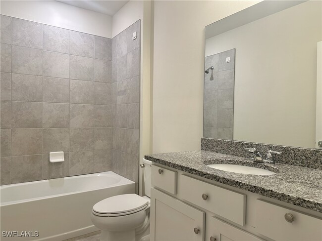 Building Photo - 16037 Beachberry Dr