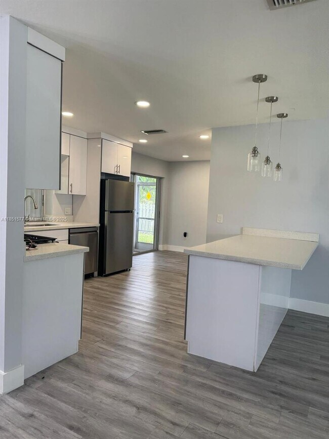 Building Photo - 11500 NW 39th St