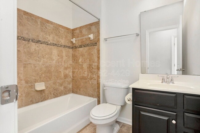 Building Photo - 24676 Hutchinson Farm Dr