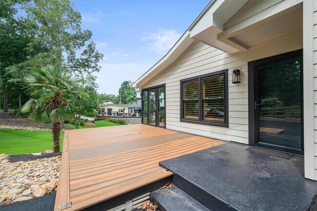 Building Photo - 6340 Reives Rd