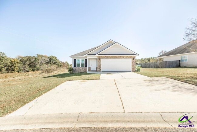 Building Photo - 101 Shasta Dr