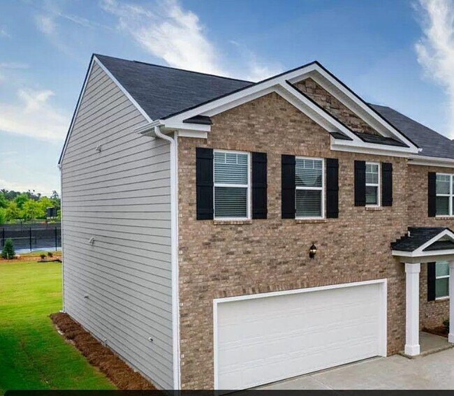 Primary Photo - 1950 Vidalia Ct