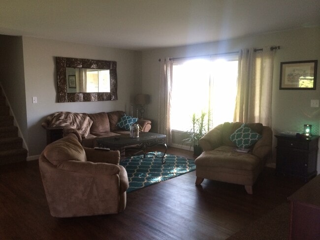 Building Photo - Gorgeous West Lafayette 4 bedroom Home - New Kitchen, Many Upgrades!