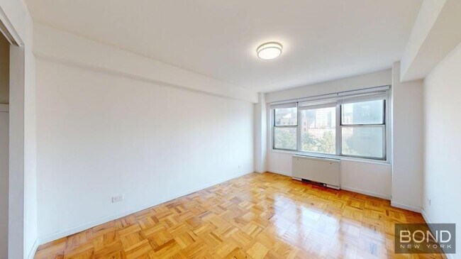 Building Photo - 1 bedroom in NEWYORK NY 10014
