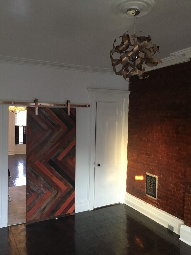 Bedroom - 1330 Dean St