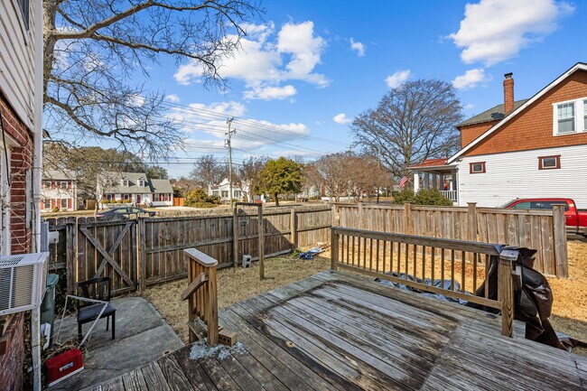 Building Photo - 9120 Granby St