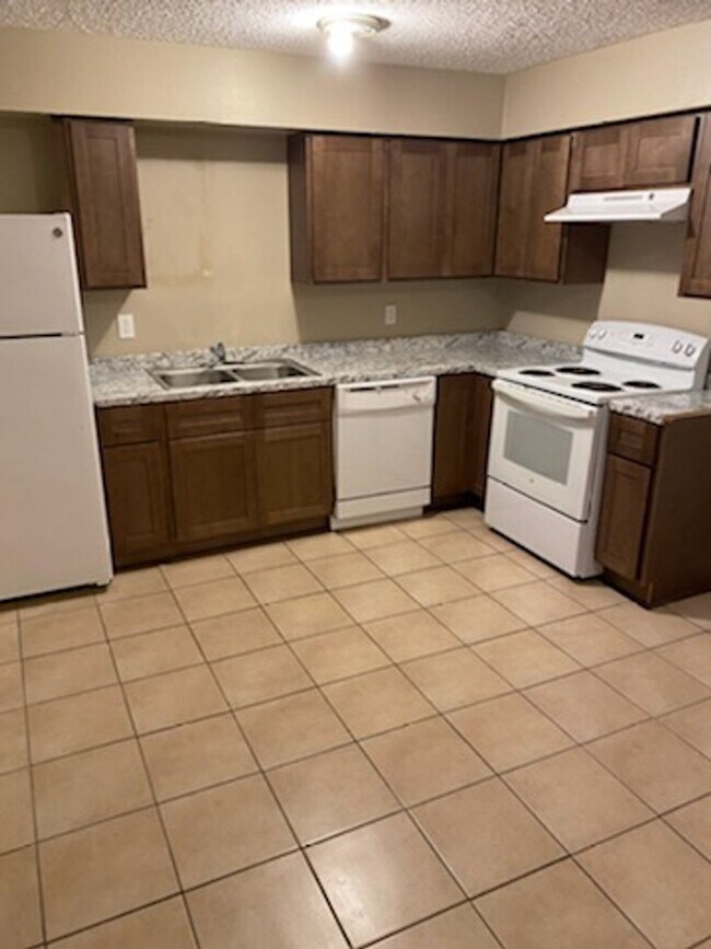 Building Photo - 46037 Rufus Bankston Rd