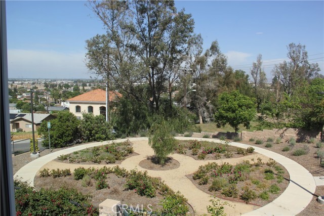 Building Photo - 15343 Lotus Cir