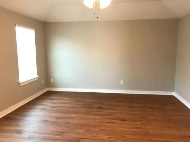 Building Photo - 3542 Apple Valley Way