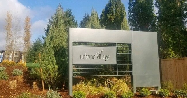 Building Photo - Modern Fully Air-Conditioned Luxury Home in Canyon Park