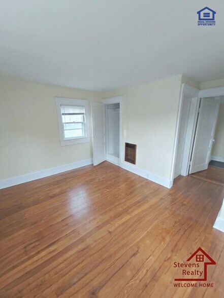 Building Photo - 1251 Dickerson Rd