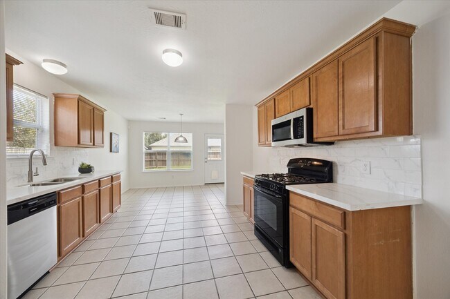 Building Photo - 6738 Haven Forest Ln