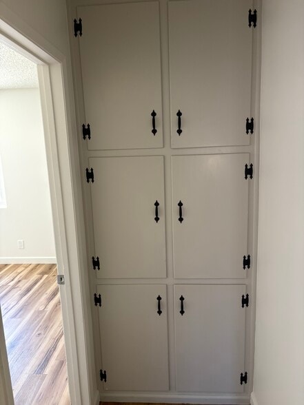 Storage - 5440 Capistrano Ave