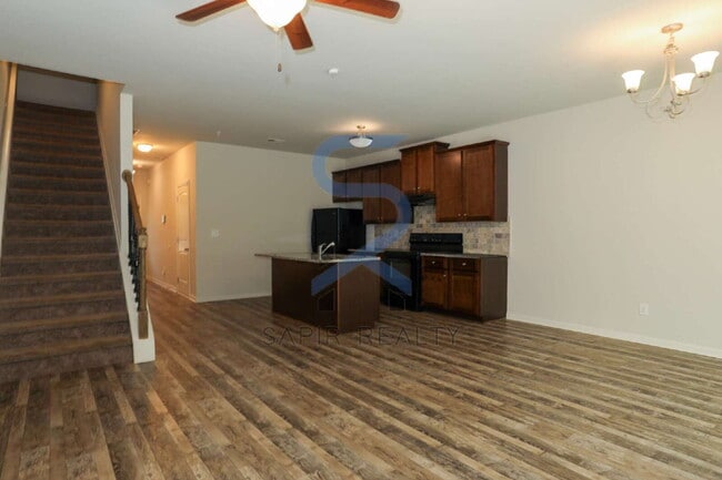 Building Photo - Modern Total Electric Townhome Living – 3BR/3BA in The Gardens at Lovejoy