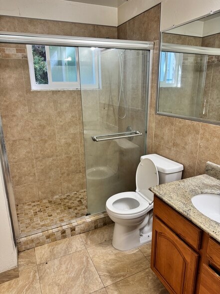 Building Photo - 1530 Pacific Ave