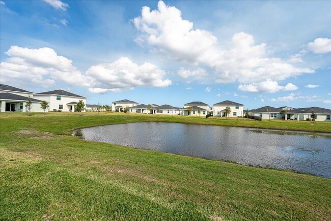 Building Photo - 6331 Windwood Wy