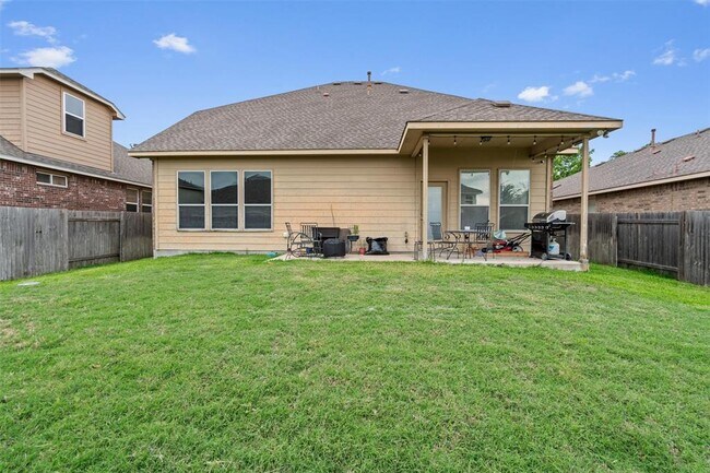 Building Photo - 4007 Bluestone Ln