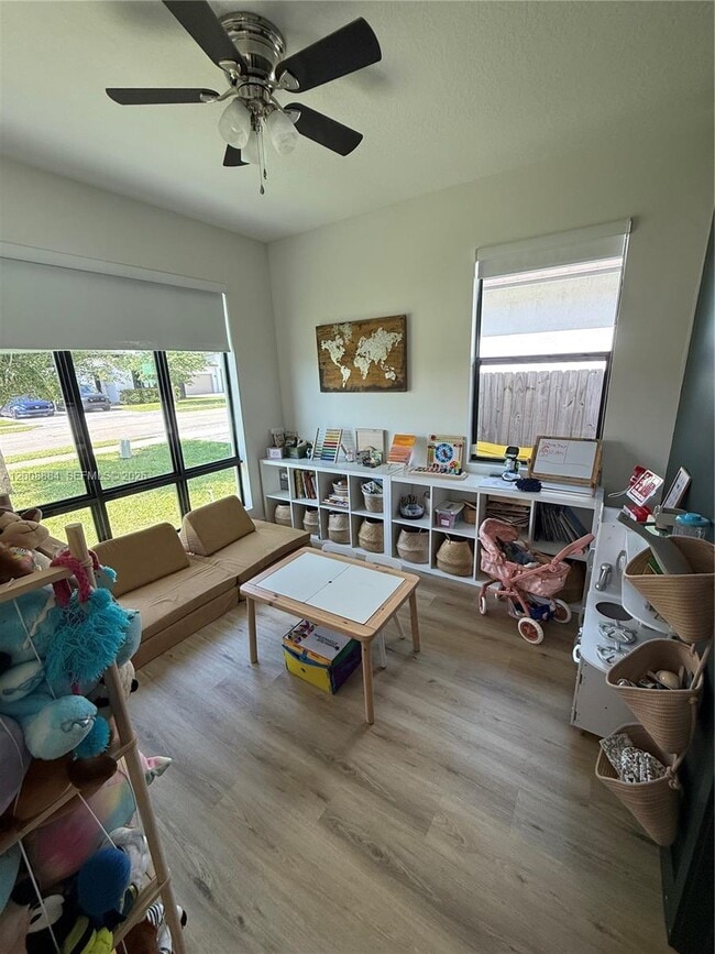 Building Photo - 2945 SE 3rd St