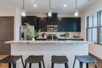 Building Photo - Spacious & Modern Two Bedroom Apartment! *...