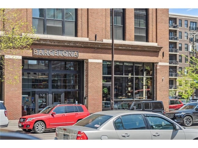 Building Photo - 5 N 4th Ave