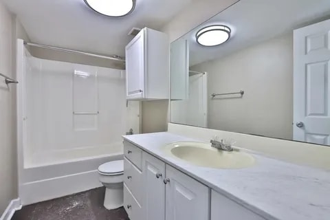 Building Photo - 110 Jarvis St