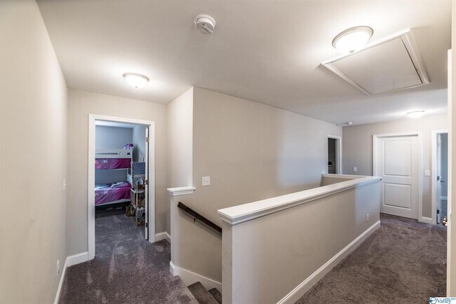 Building Photo - 108 Erskin Parcus Dr