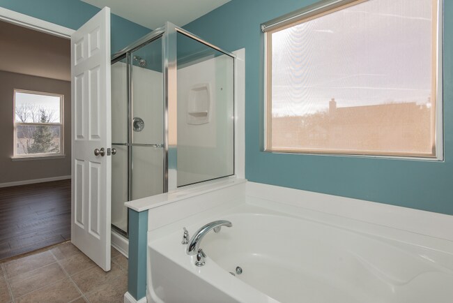 Building Photo - 424 Country Stone Dr
