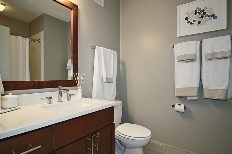 Building Photo - 350 E Ohio St