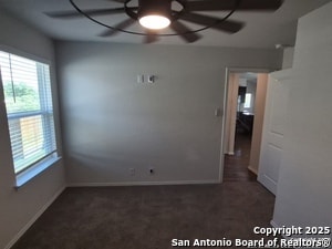 Building Photo - 345 Middle Grn Lp