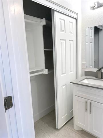 Building Photo - 409 Hanbee St