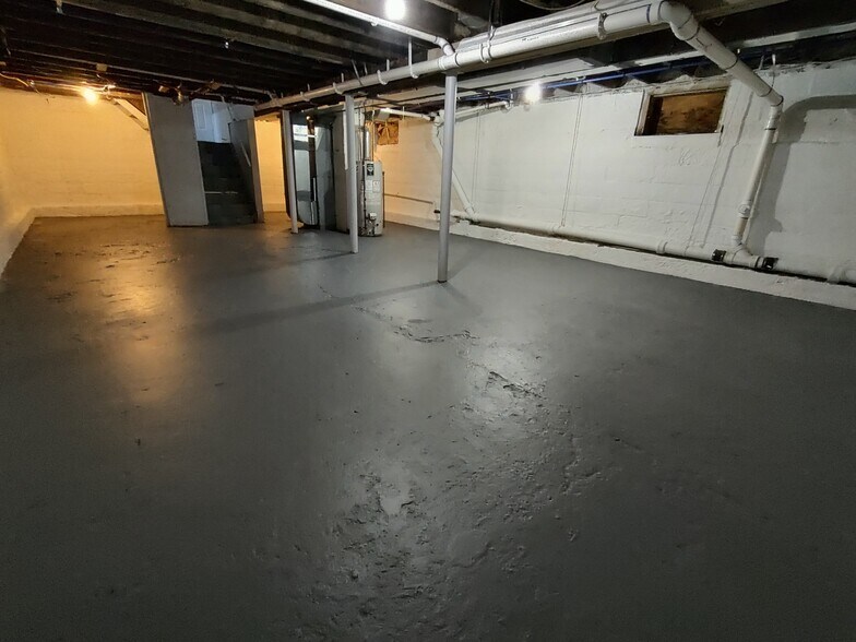 Building Photo - 1725 Avenue M